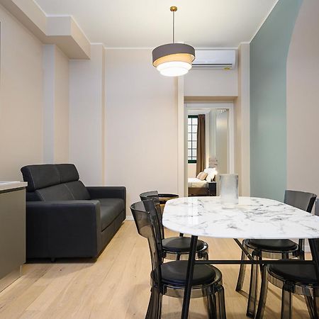 Suites In Porta Garibaldi & Chinatown - City Center Well Connected Milan Bagian luar foto