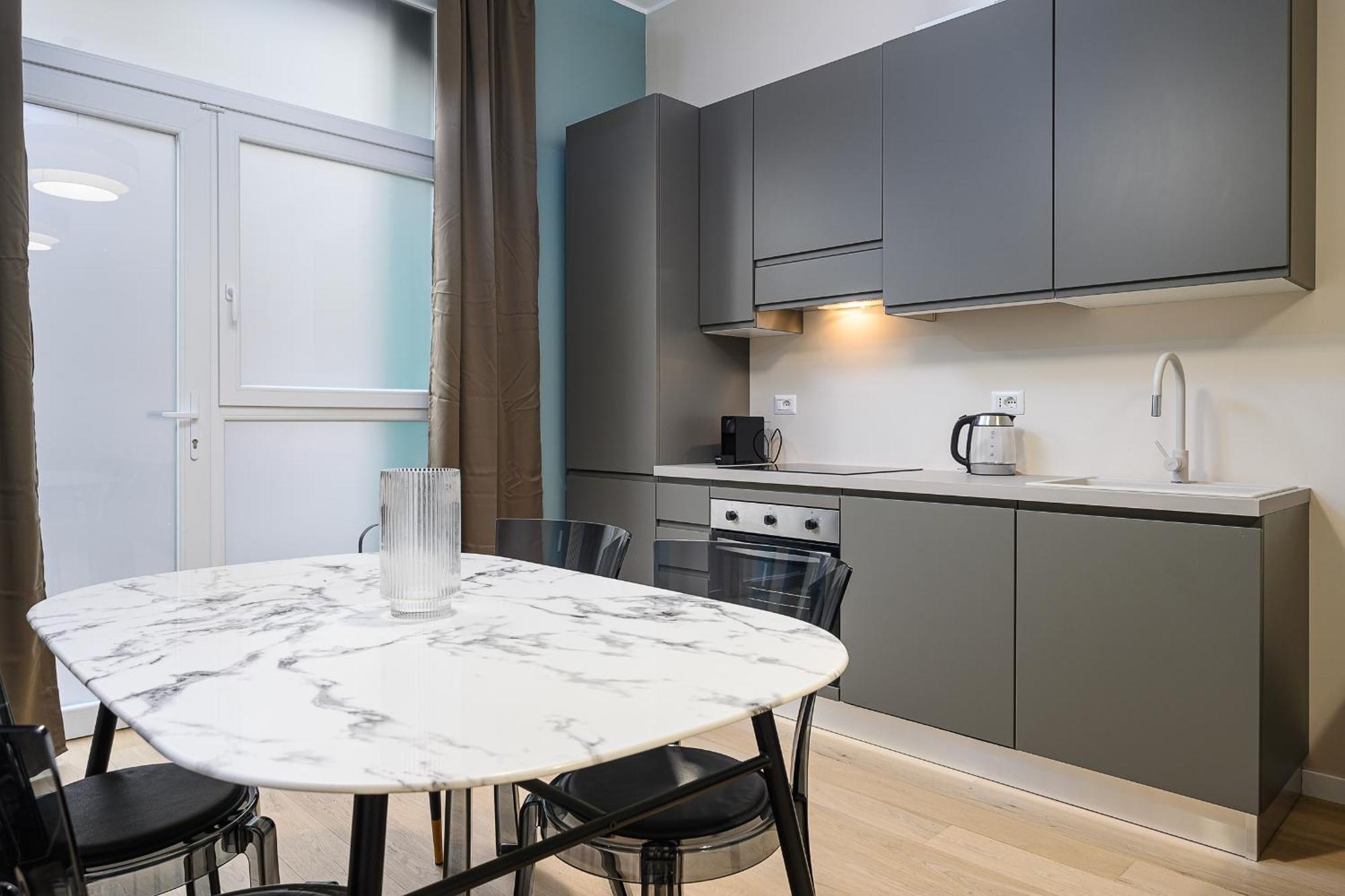 Suites In Porta Garibaldi & Chinatown - City Center Well Connected Milan Bagian luar foto