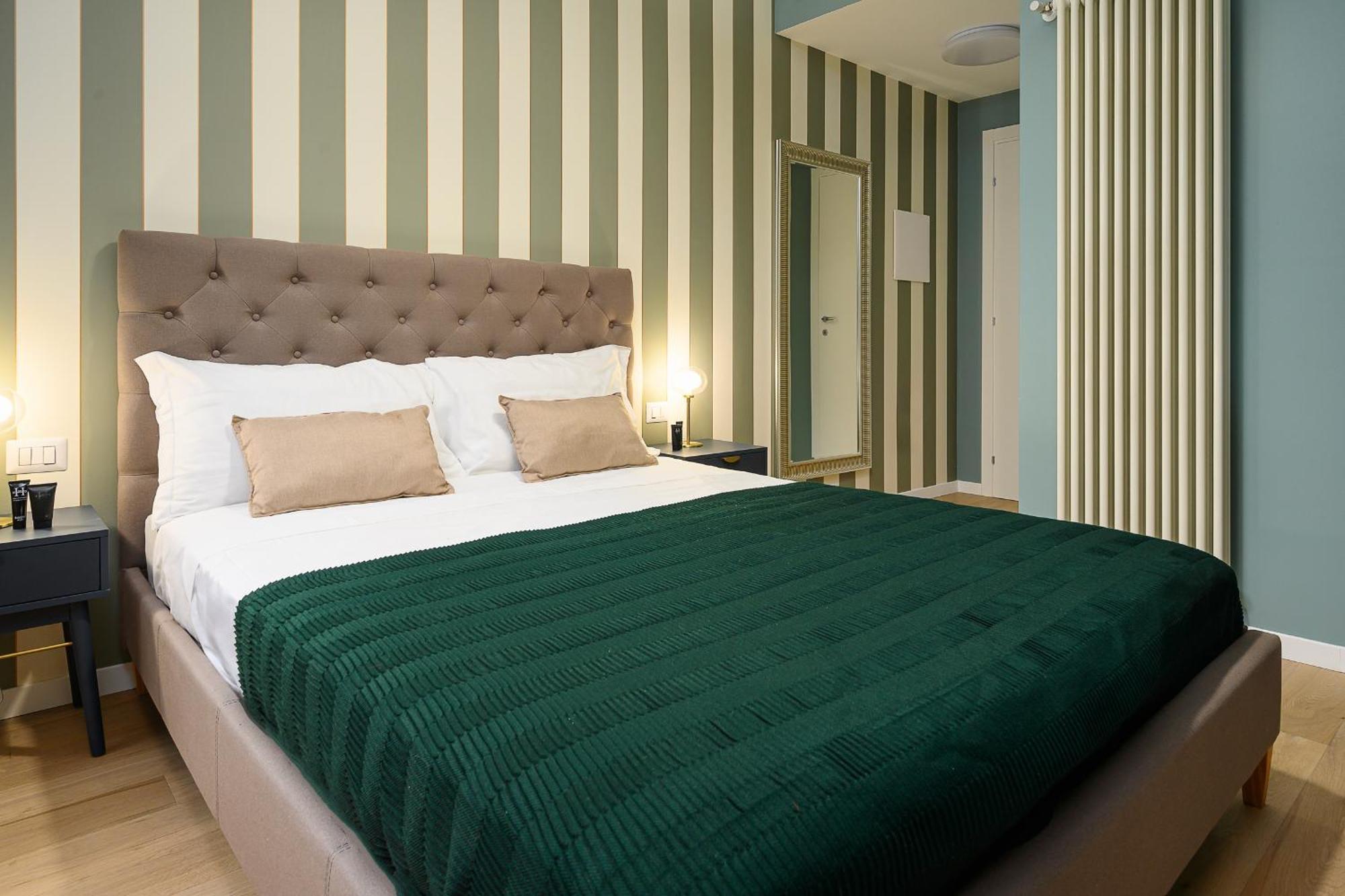 Suites In Porta Garibaldi & Chinatown - City Center Well Connected Milan Bagian luar foto